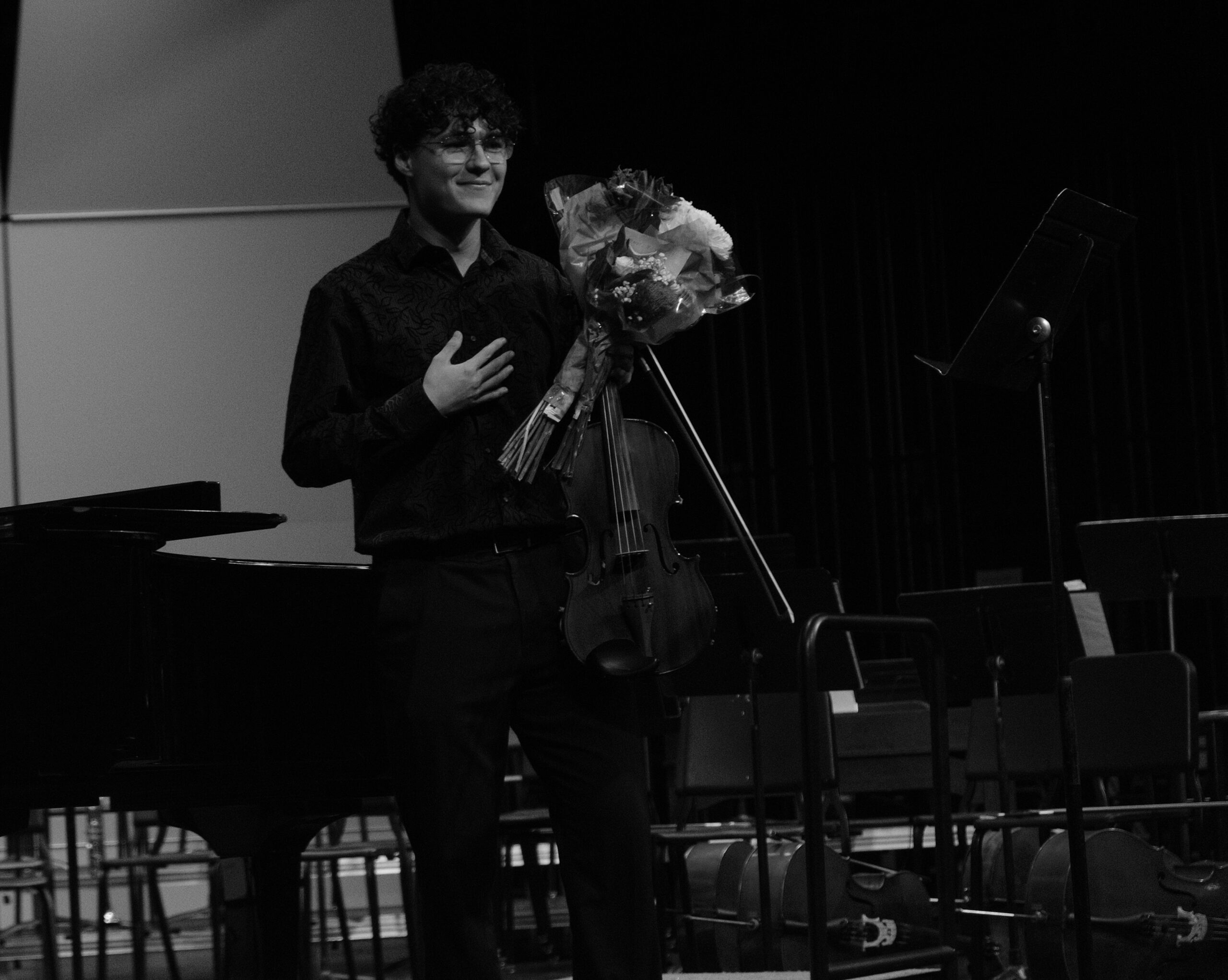 Headshot (1) Headshot (1)