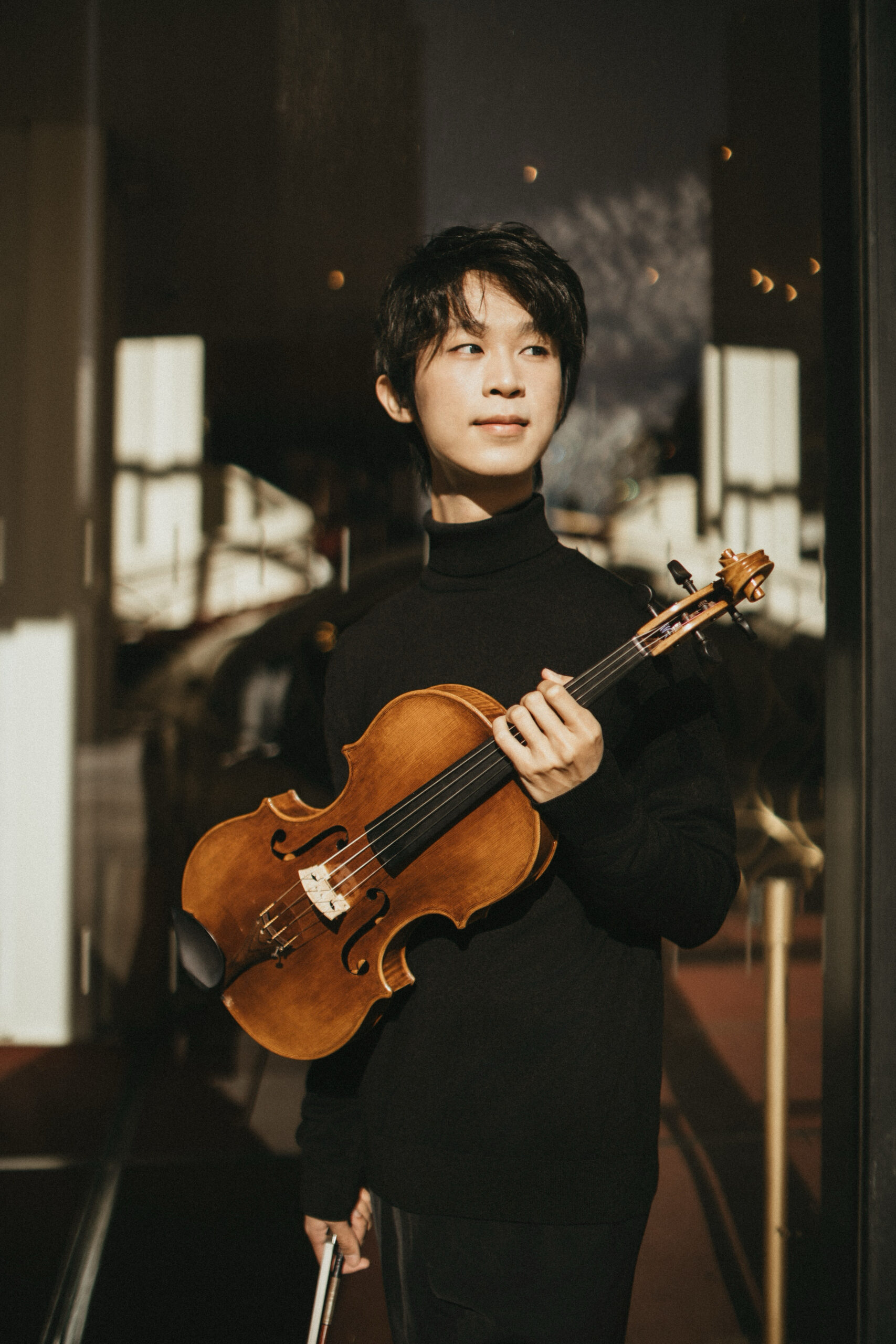 Jinglin Zhou